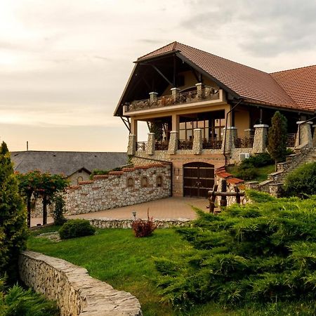 Chateau Vartely Орхей Экстерьер фото
